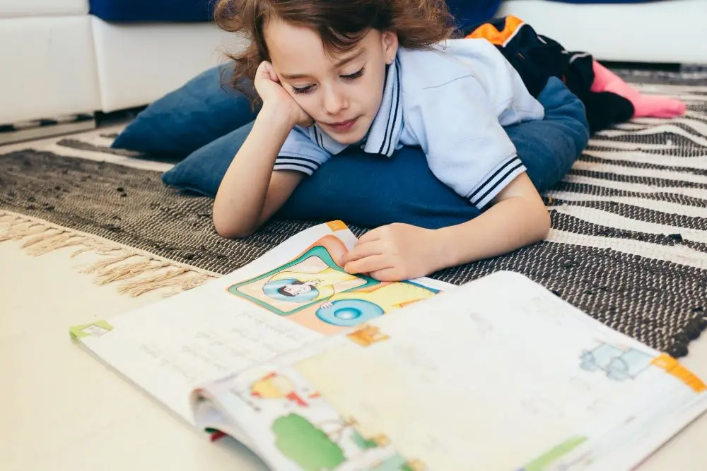 Những Thói Quen Hàng Ngày Giúp Trẻ Tự Kỷ Phát Triển Kỹ Năng Tự Lập