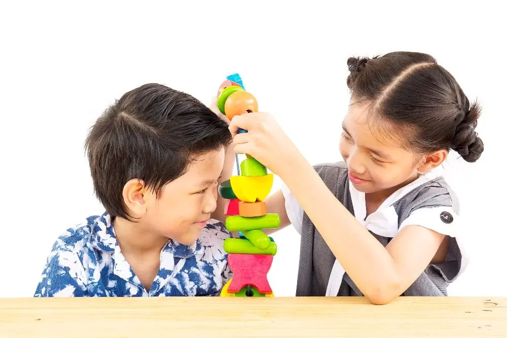 Chia Sẻ Trải Nghiệm Học Tập Tại Nhà Cùng Con Trai Tự Kỷ