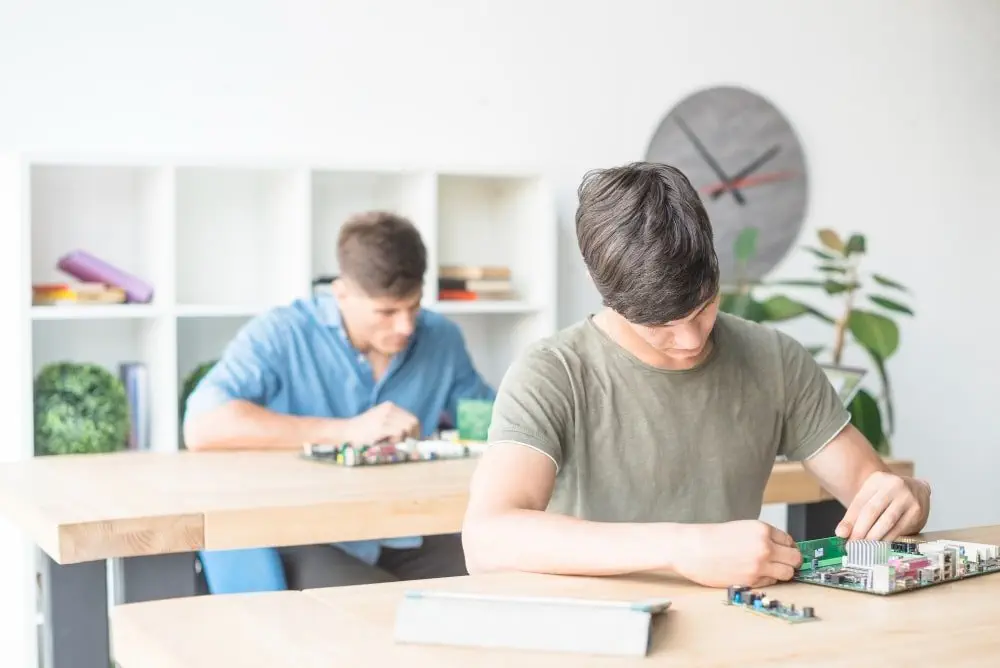 Tích Hợp Công Nghệ Vào Giáo Dục Đặc Biệt Như Thế Nào