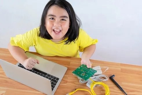 Những Chương Trình Đào Tạo Nghề Cho Trẻ Tự Kỷ: Khơi Mở Tiềm Năng